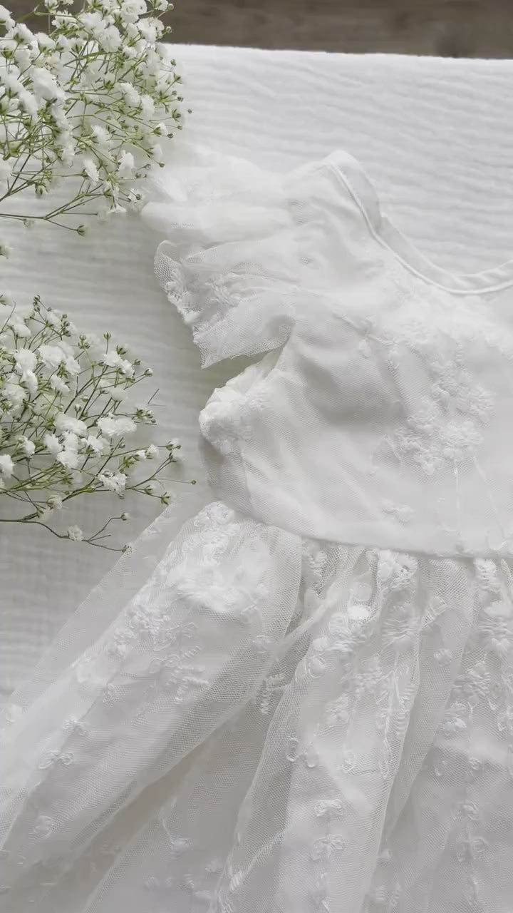 Sarah Louise - Girls Silk Christening Gown & Bonnet – The Velveteen Rabbit