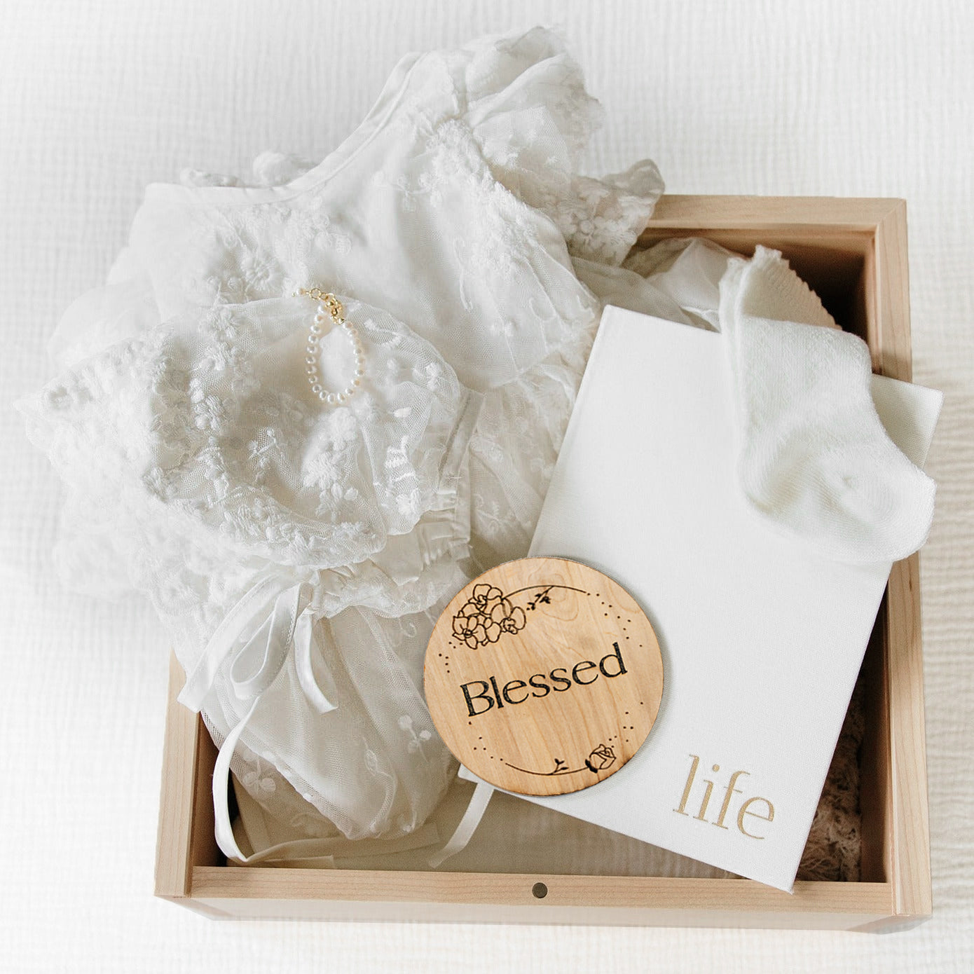 Wooden Gift box for baby memories and gifts.